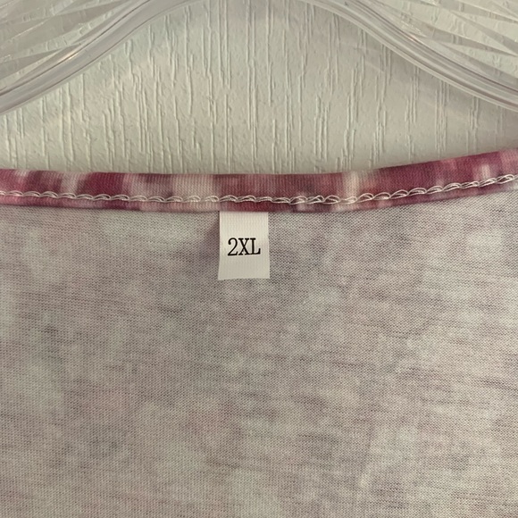 Top. - Picture 2 of 6